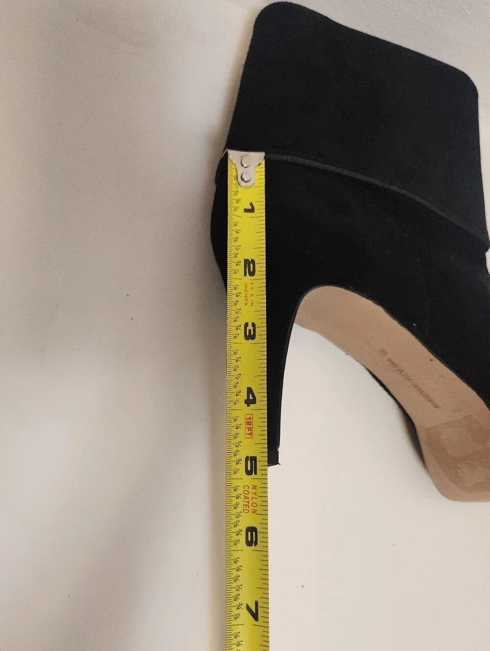 Adrienne Vittadini Black Suede Platform Ankle Booties Sz 8 NWOT